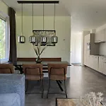 Samoza Tatil parkı *